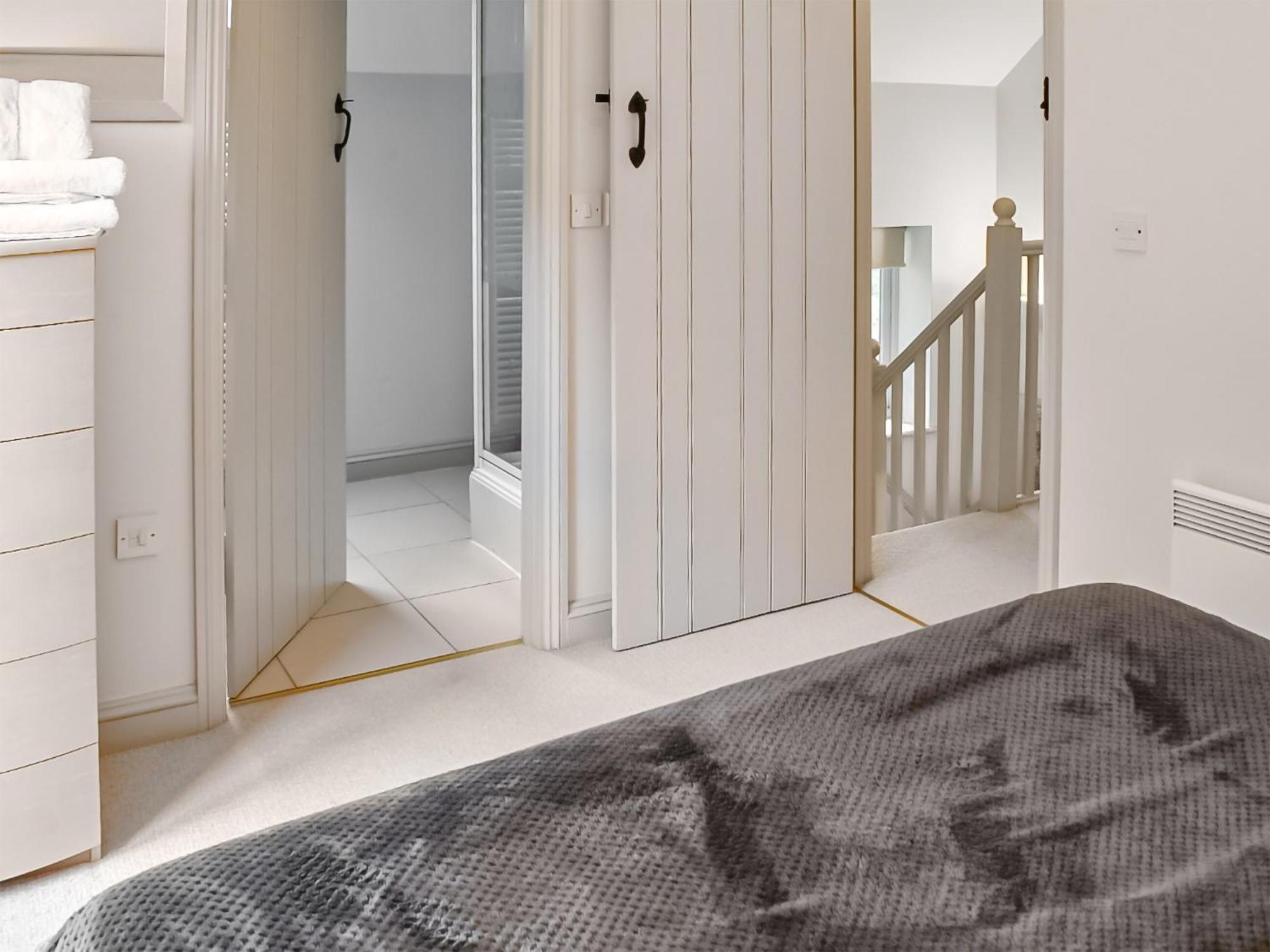 Riverview Somerford Keynes Buitenkant foto